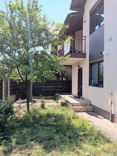 Domnesti, Irish Villa,