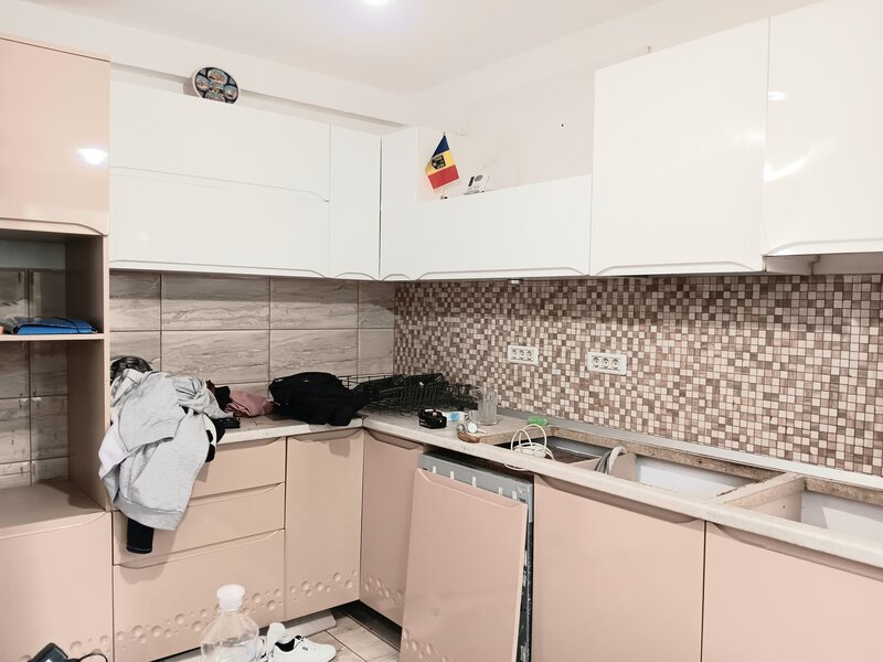 Domnesti, Irish Villa,