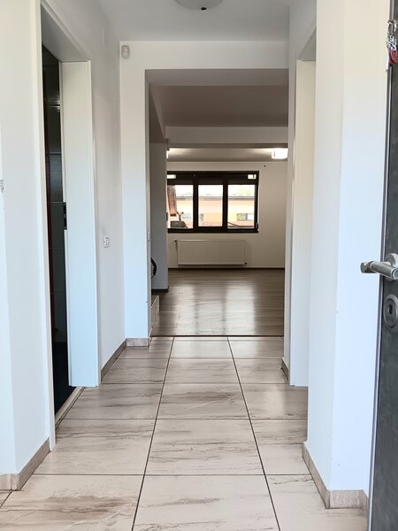 Domnesti, Irish Villa,
